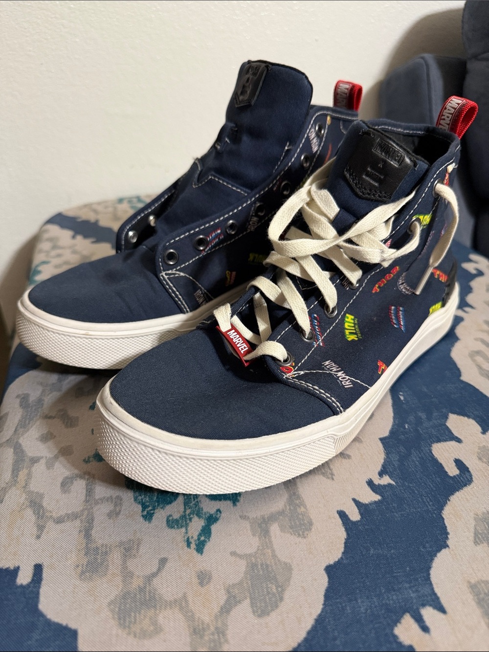 Toms Marvel Navy Canvas High-Top Sneakers with White Soles, 9
